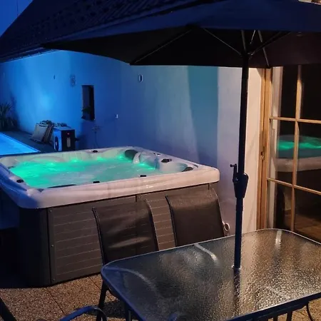 Holiday home Chaloupka Rozkos Nove Mesto nad Metuji
