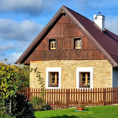Chaloupka Rozkos * Nove Mesto nad Metuji